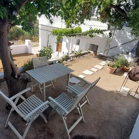 Rustic Private W/ King Bed In Naxos Galanado