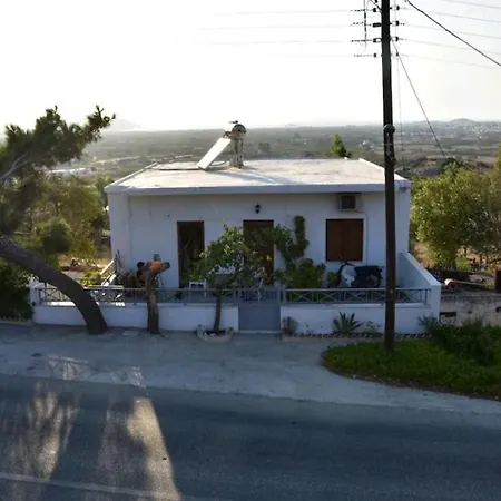 Rustic Private W/ King Bed In Naxos Galanado