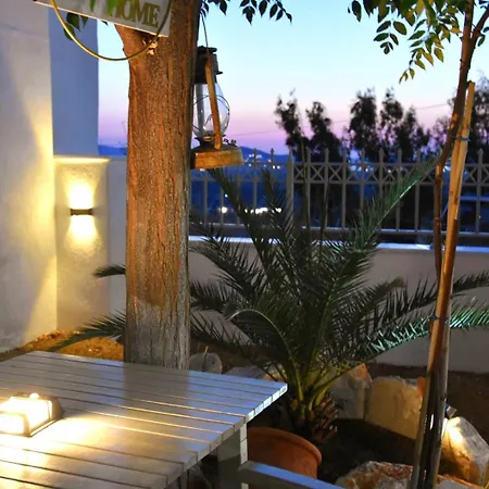 Rustic Private W/ King Bed In Naxos Apartment *